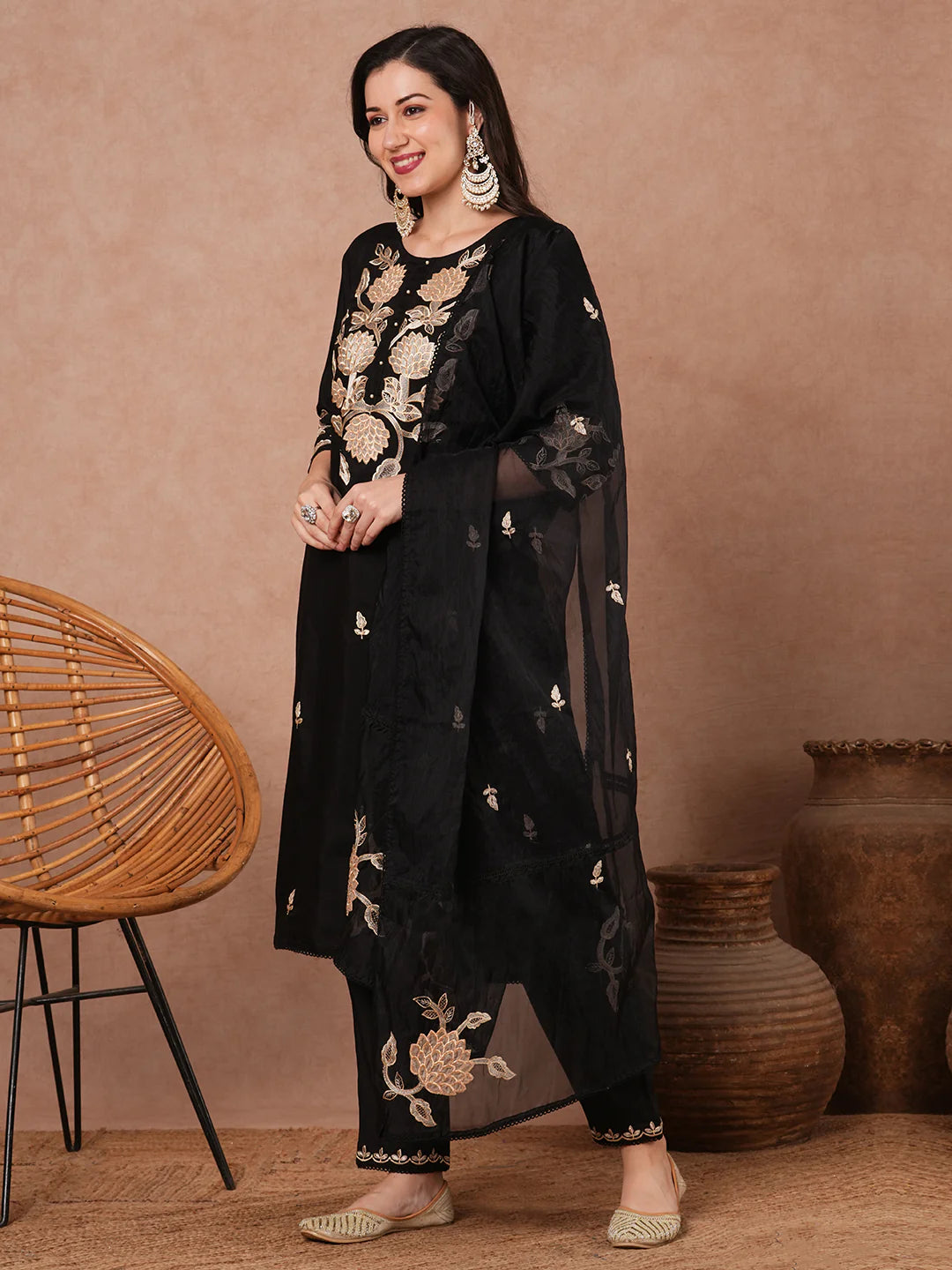 Black Floral Embroidered Straight Fit Kurta Set