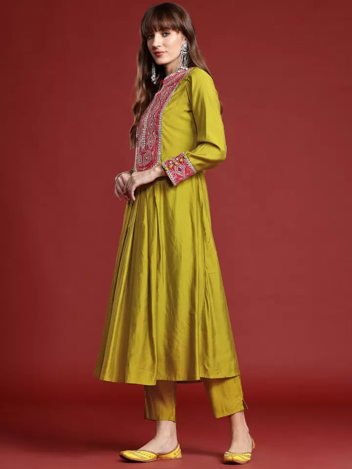 Olive Silk Blend Embroidered Kurta Set with Pink Yoke
