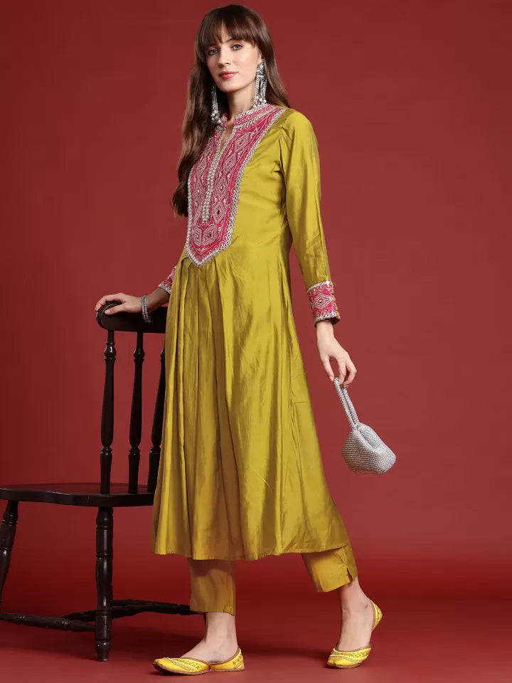 Olive Silk Blend Embroidered Kurta Set with Pink Yoke