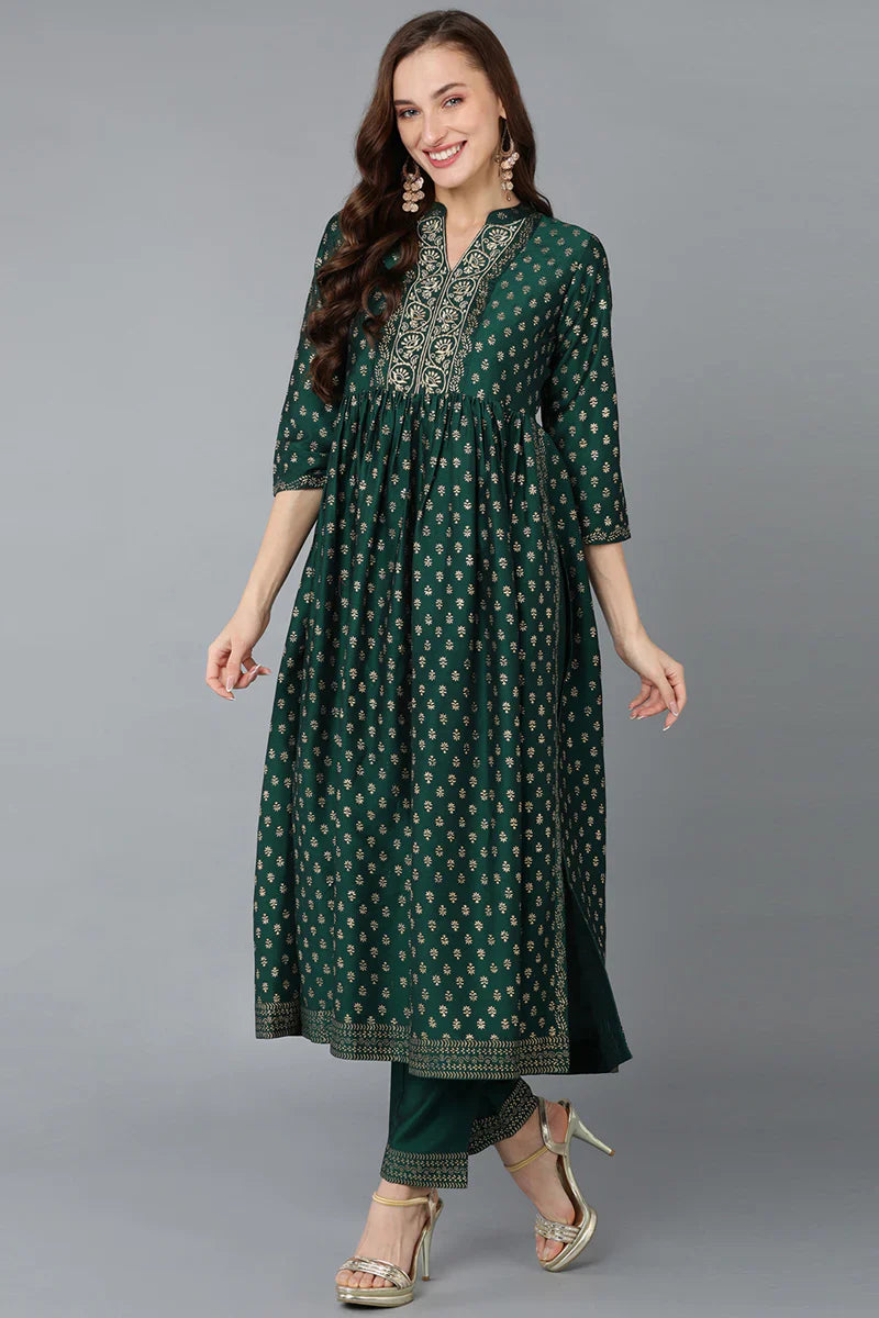 Green Silk Blend Anarkali Kurta Pant With Dupatta