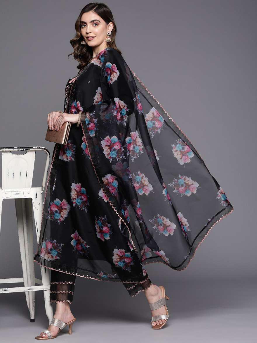 Black Embroidered Kurta Set With Organza Dupatta
