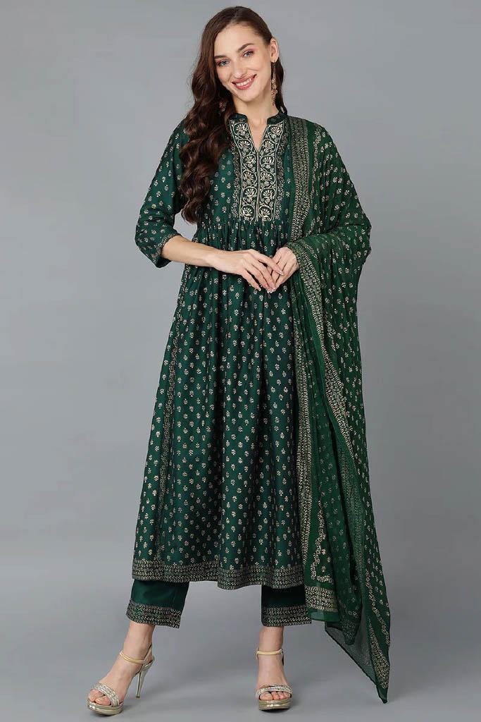 Emerald Green Kurta Set: Gold Foil Print Silk Blend Dupatta