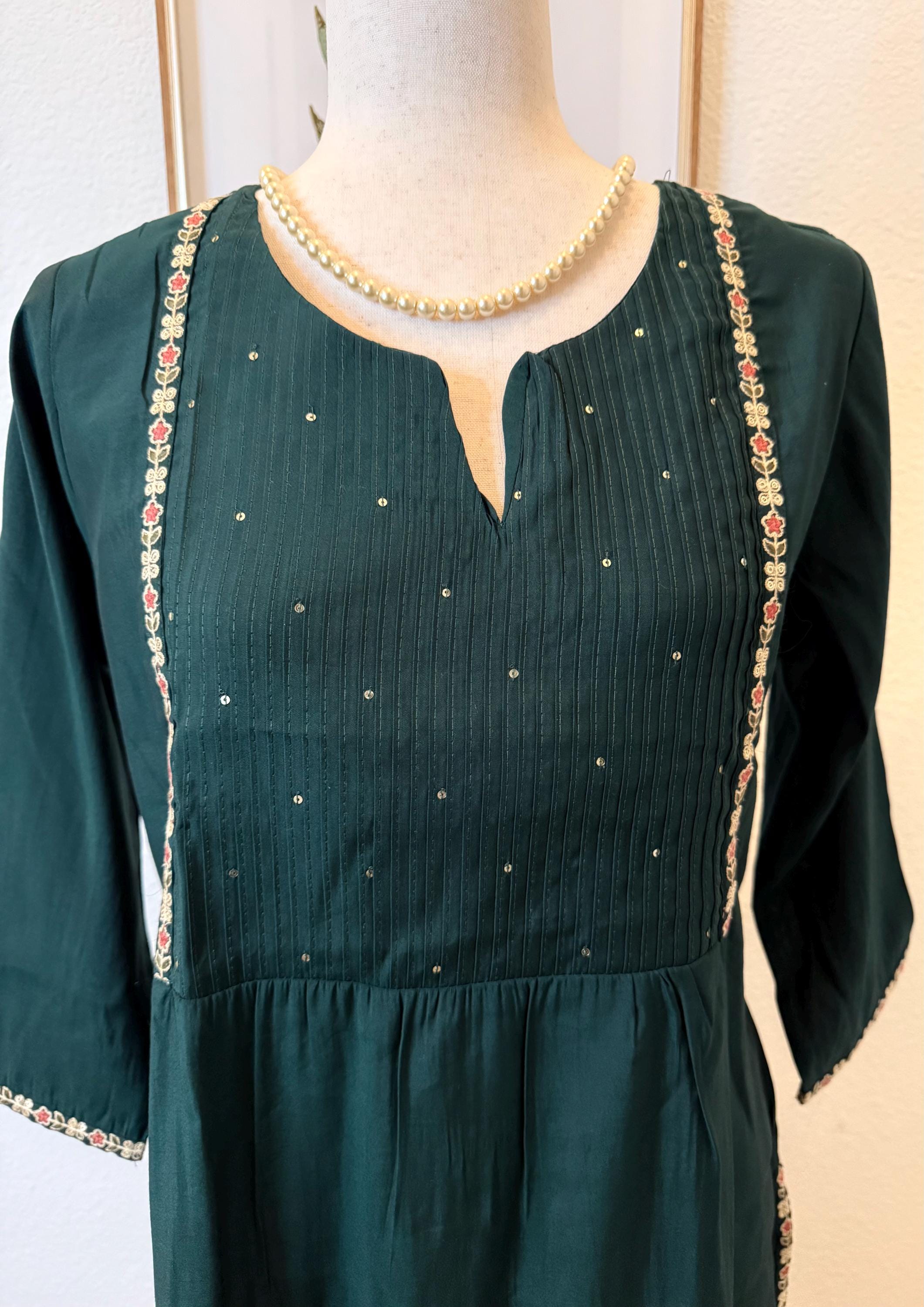 Green Embroidered Silk Blend Kurta | Elegant Ethnic Wear for Wedding, Party, Festival & Special Occasions