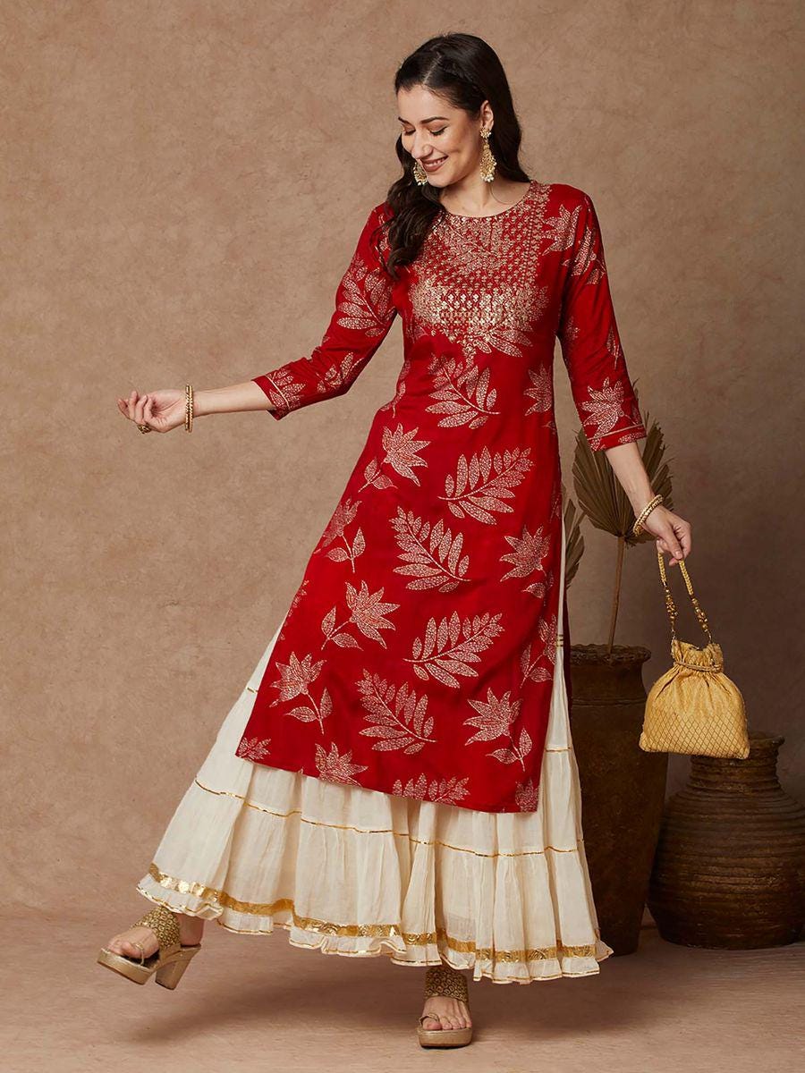 Red Silk Blend Kurta: Gold Foil Print, Zari Embroidery