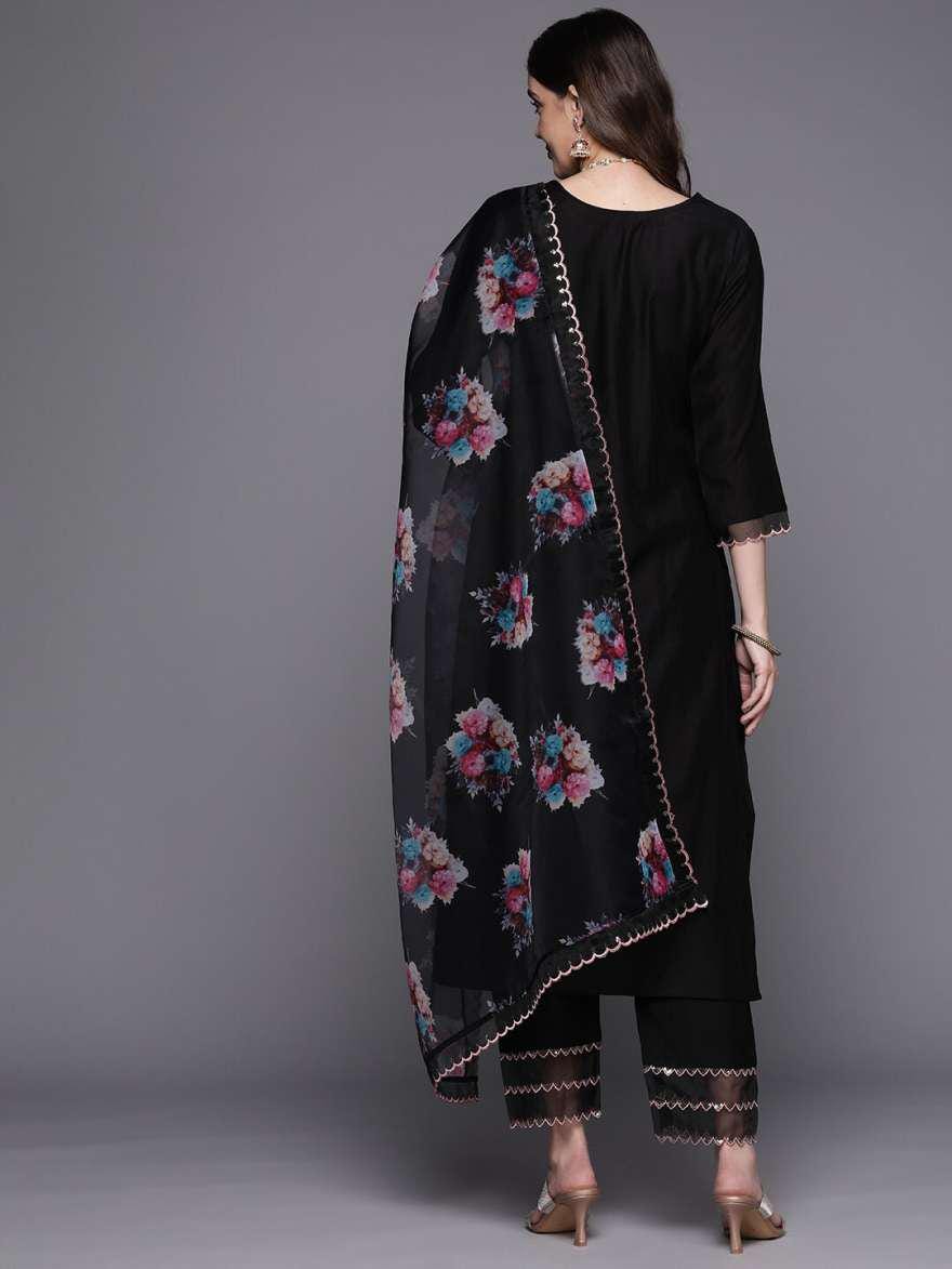 Black Embroidered Kurta Set With Organza Dupatta