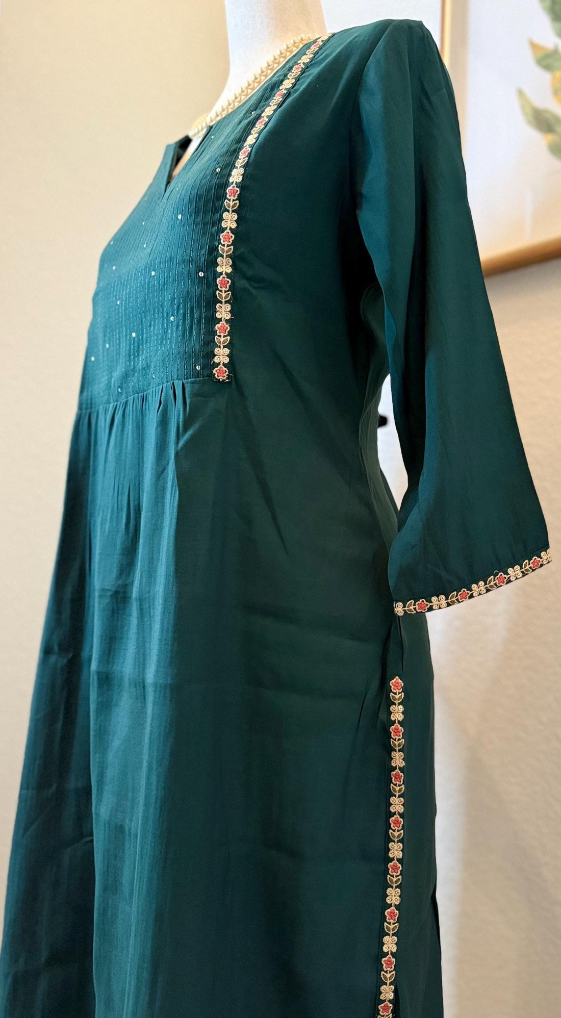 Green Embroidered Silk Blend Kurta | Elegant Ethnic Wear for Wedding, Party, Festival & Special Occasions