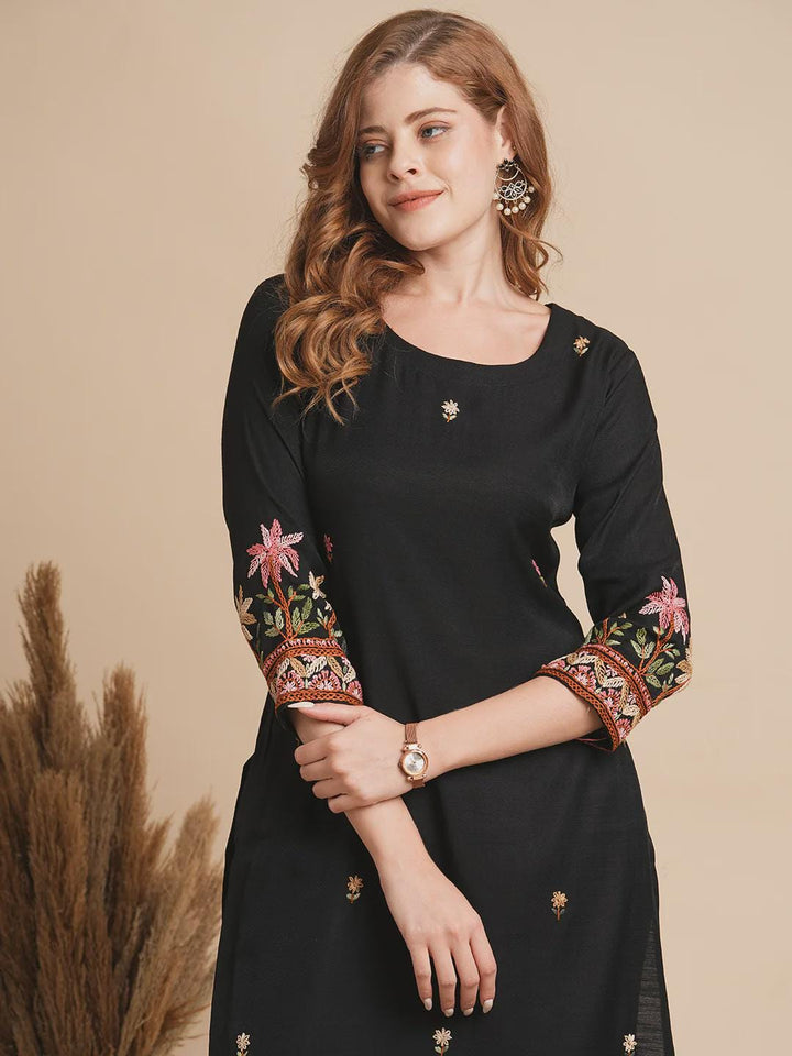 Floral Hand Embroidered Black Silk Blend Kurta