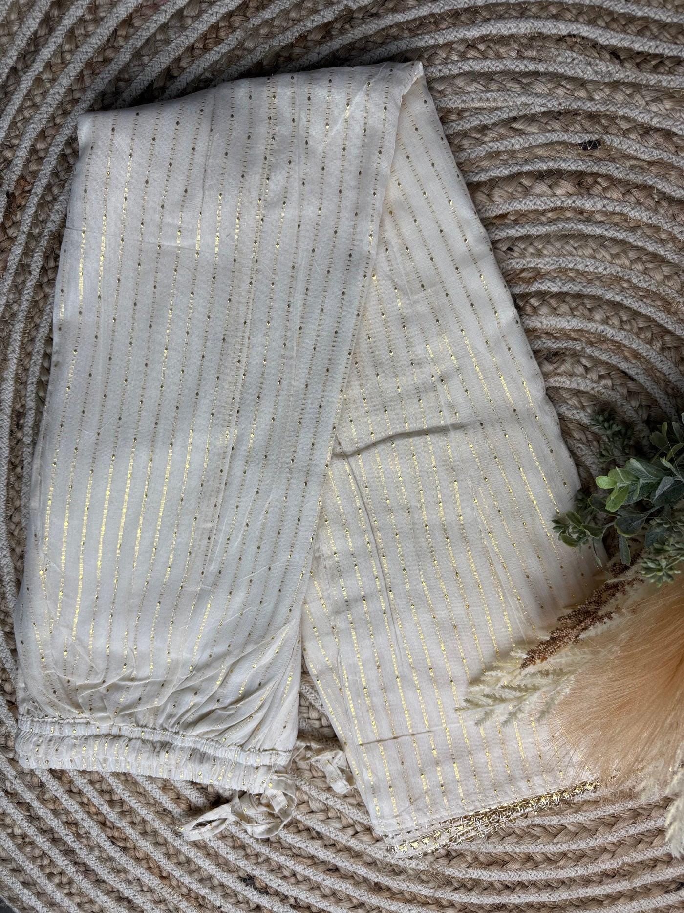 Beige gold foil print Palazzos