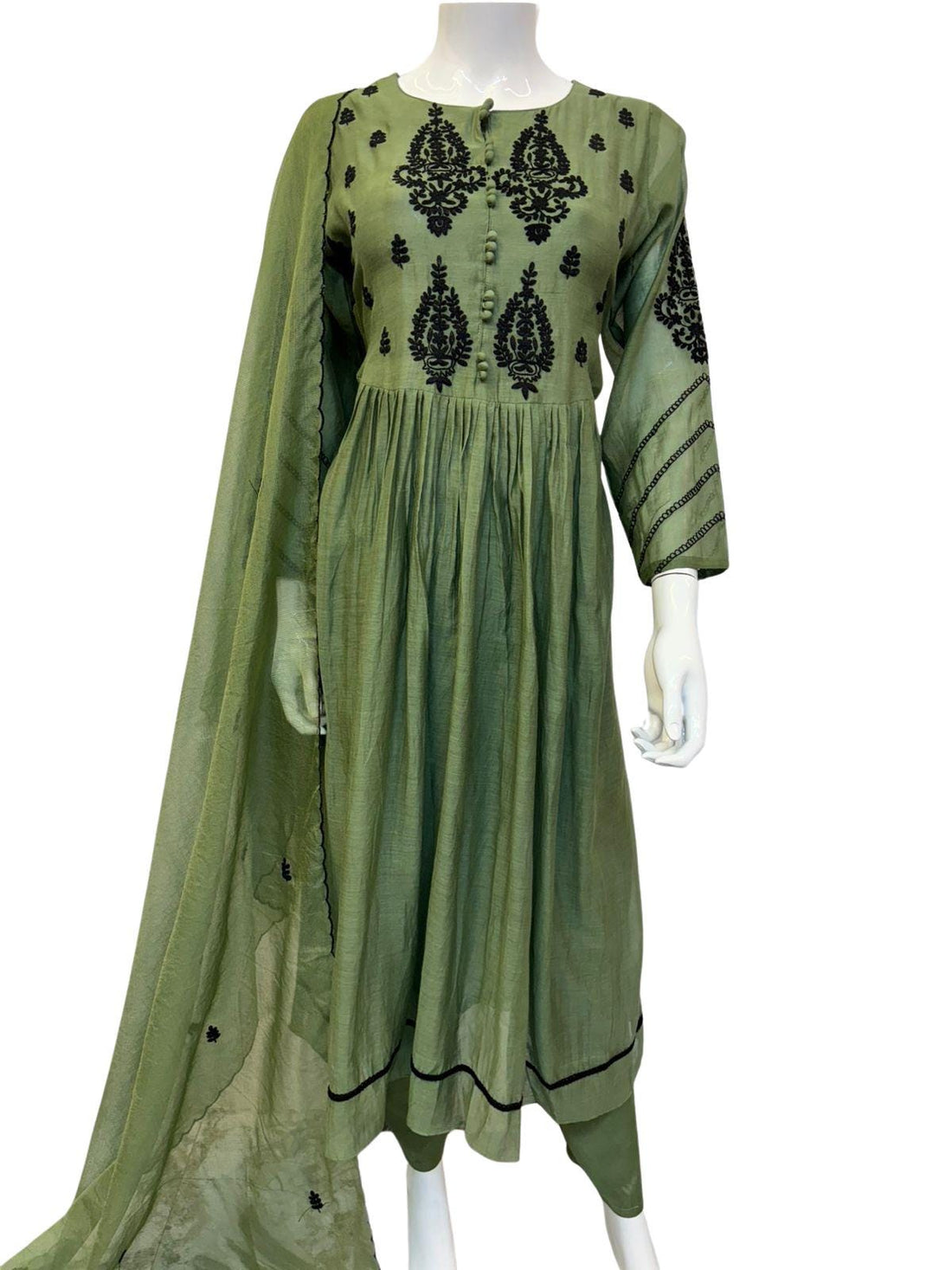 Hand Embroidered Mul Chanderi Suit: Green Kurti with Kota Dupatta