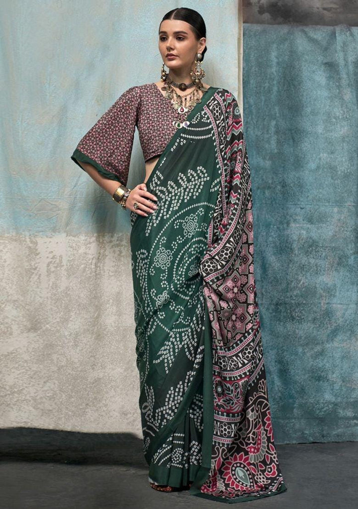Green Printed Crepe Saree: Lightweight Elegant Ethnic Wear