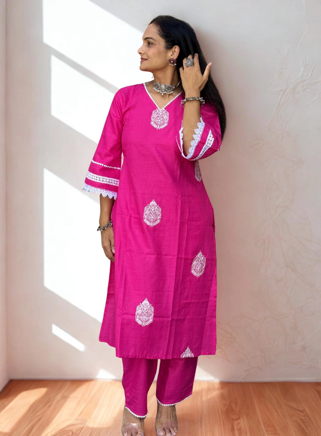 Pink embroided kurta set
