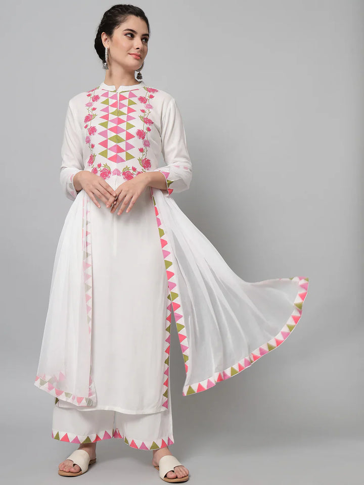 White Georgette Embroidered Kurta Set with Dupatta